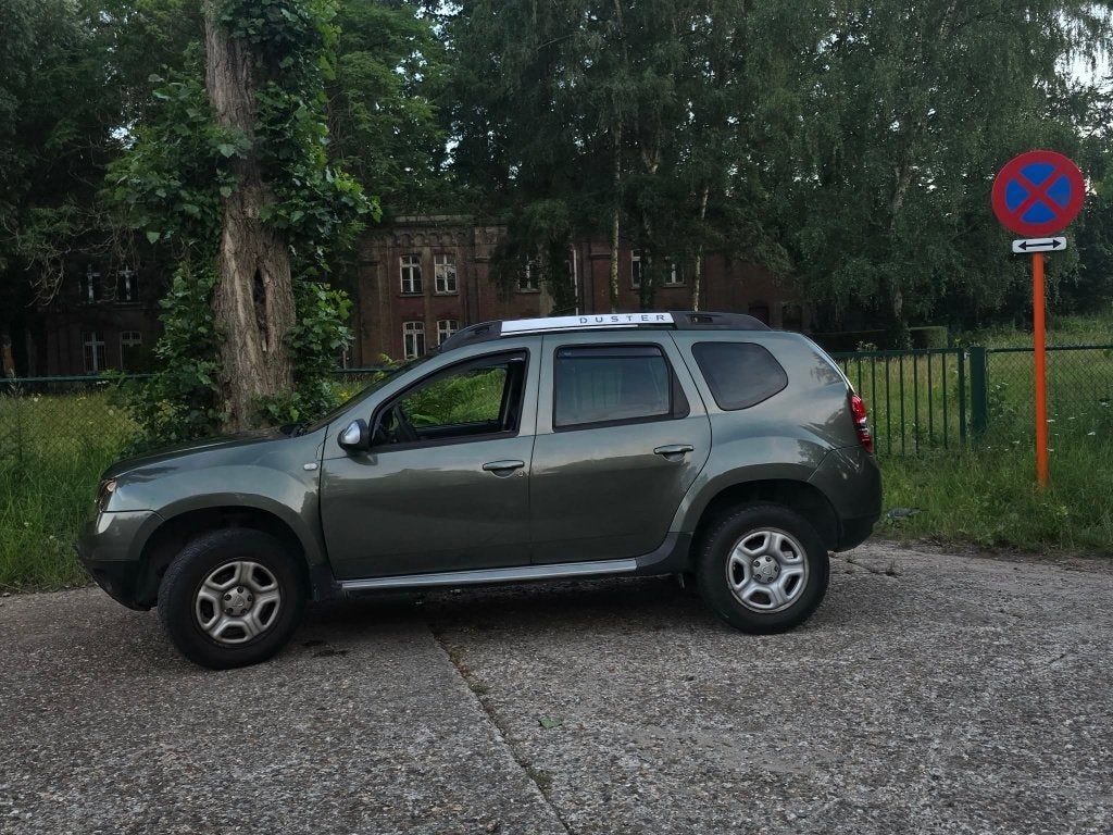 DACIA DUSTER II Anniversary TCe 125 4x2, Voorwielaandrijving, Euro 5, Stof, Zwart