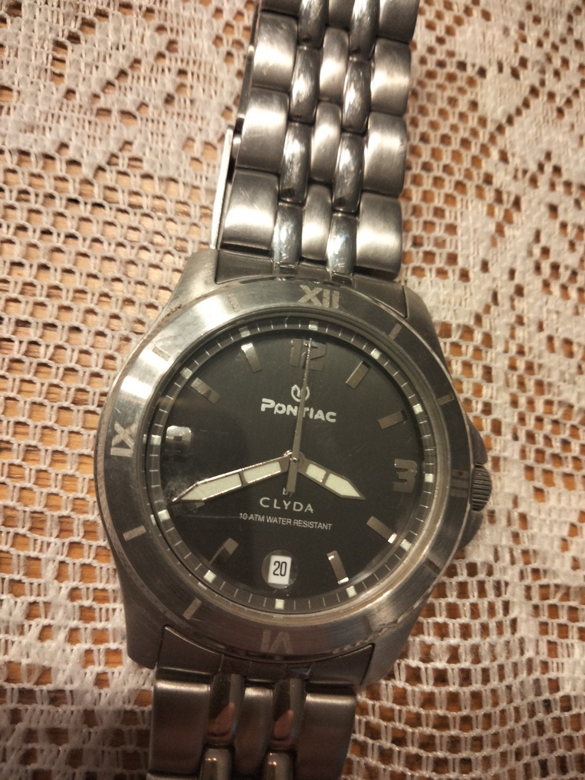 montre Pontiac vintage, Bijoux, Sacs & Beauté, Enlèvement ou Envoi, Fer ou Acier, Comme neuf, Homme
