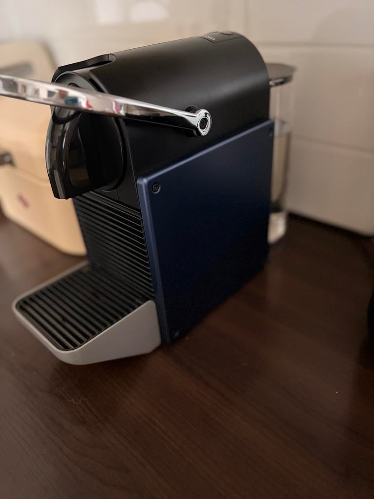 Nespresso Pixie Blauw, Elektronische apparatuur, Koffiezetapparaten, Ophalen, Espresso apparaat, Zo goed als nieuw, 4 tot 10 kopjes