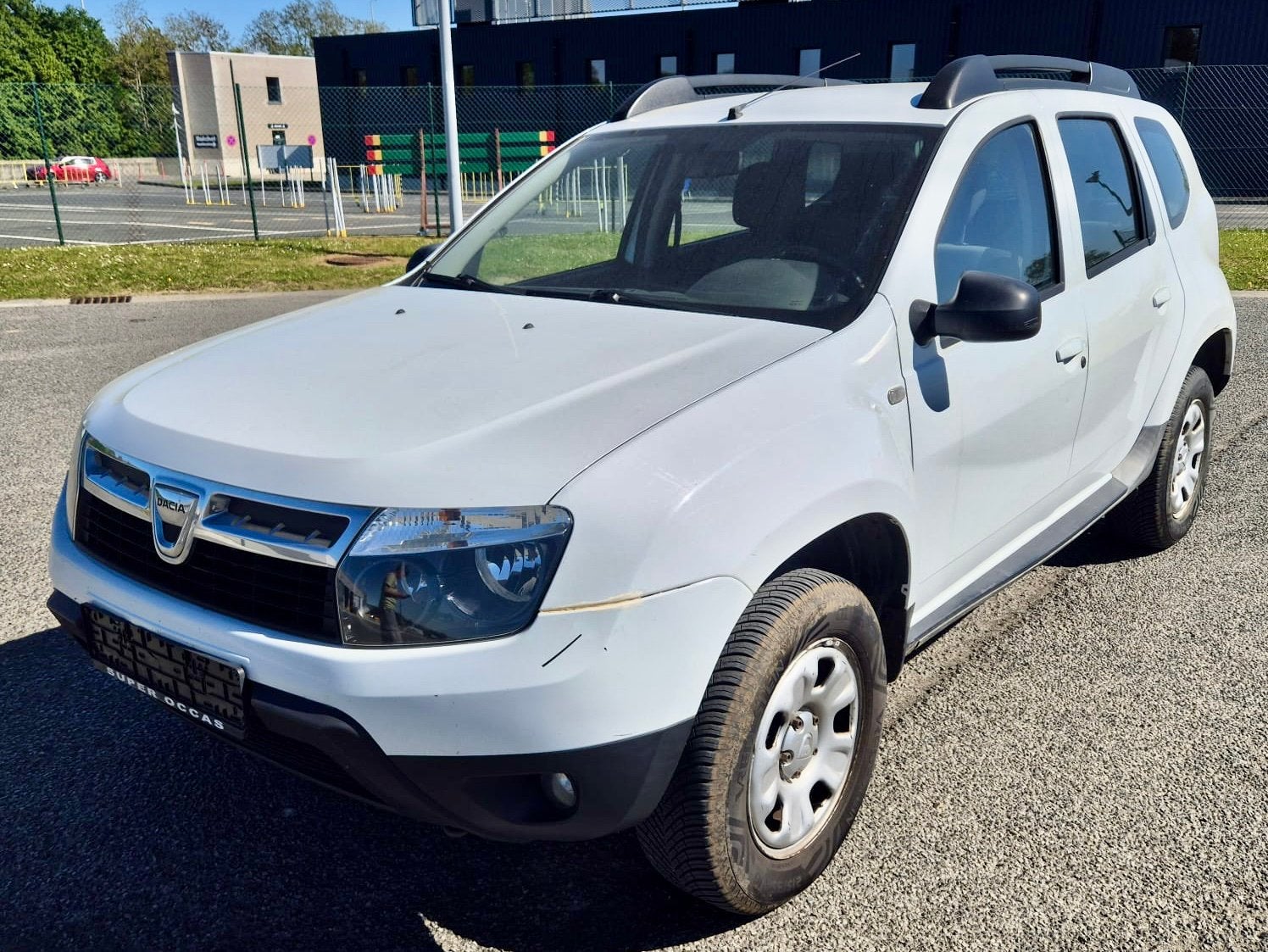 Dacia duster 1.5 dci 90cv clim année 2012 228000km, Euro 5, Zwart, 4 cilinders, Wit