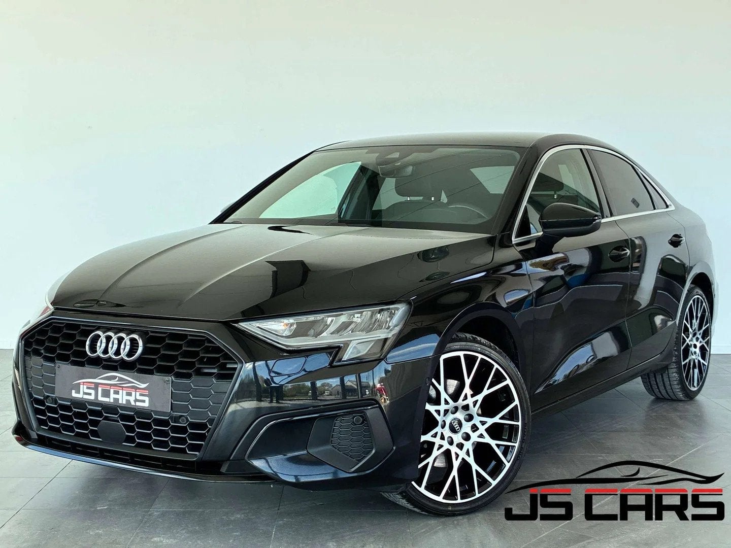 Audi A3 2.0 TDi SPORT-1ERPRO-COCKPIT-CARPLAY-CUIR-CAMERA-JAN, Cuir, Achat, Entreprise, Noir