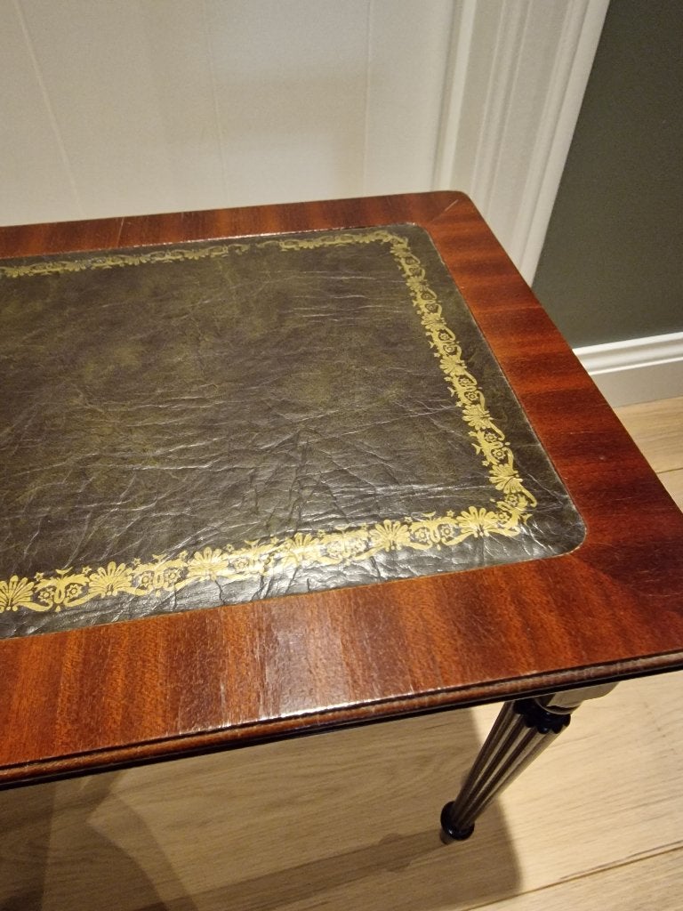 Engelse bijzettafel met inleg van groen leder, Ophalen, Gebruikt, Rechthoekig