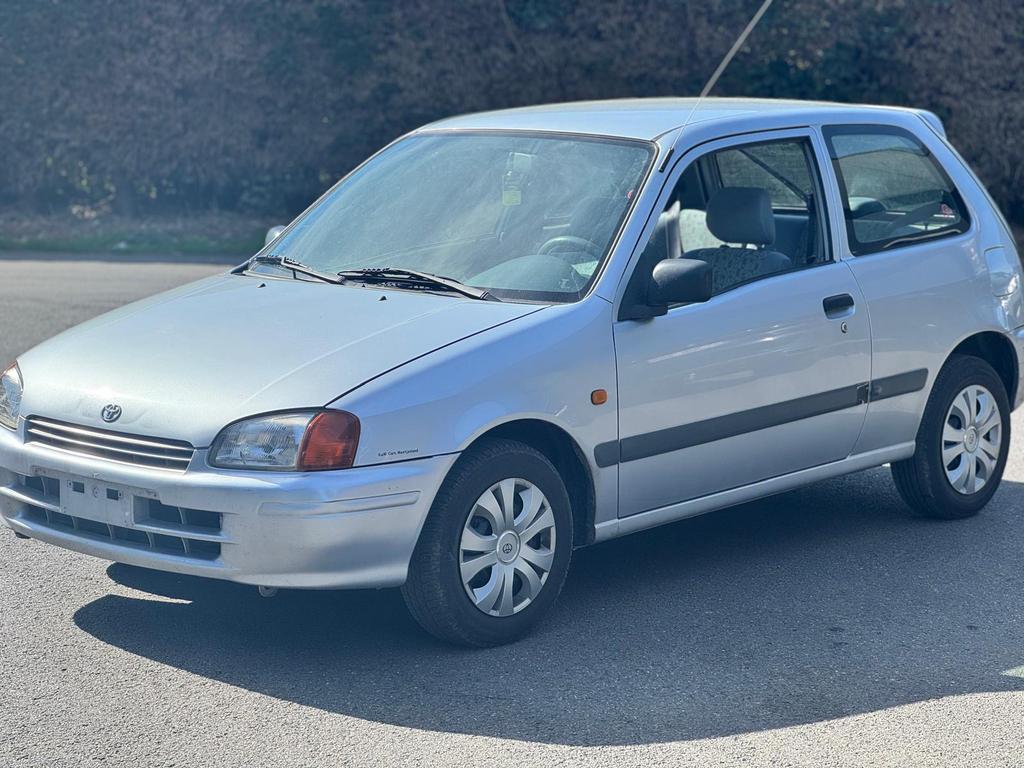 Toyota Starlet 1.4i Automatique 140 000 DKM, Achat, Starlet, Entretenue par le concessionnaire, Automatique