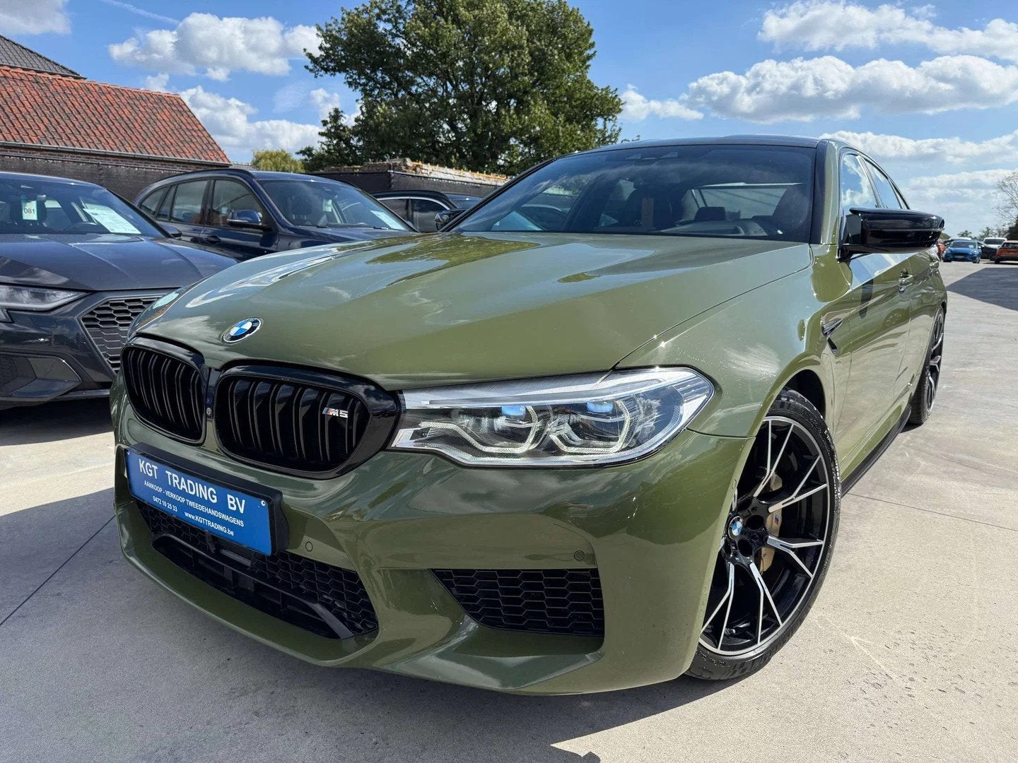 BMW M5 4.4AS V8 Competition KERAMISCH URBAN GREEN BOWERS&WIL, Cuir, Noir, 1900 kg, Automatique