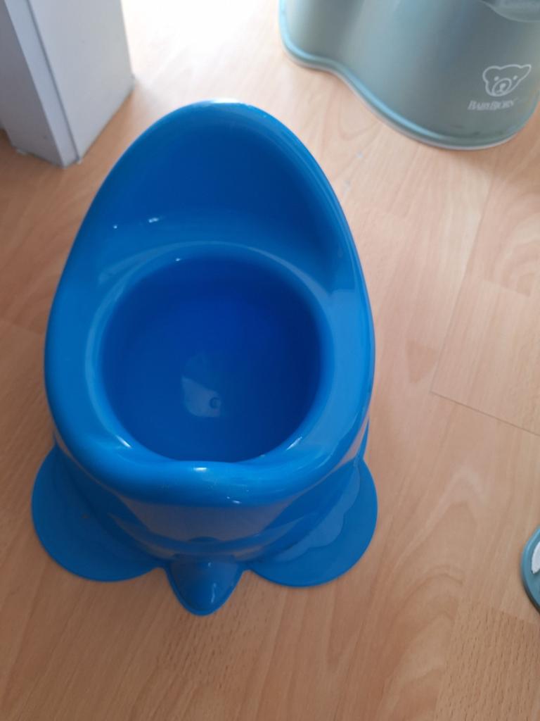 Wc potje, Ophalen