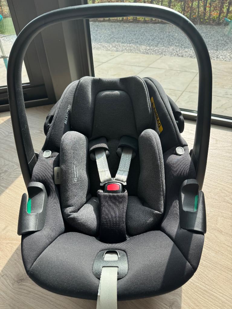Maxi cosi Pebble 360, Kinderen en Baby's, Autostoeltjes, Ophalen, Autogordel of Isofix, Slaapstand, Zo goed als nieuw