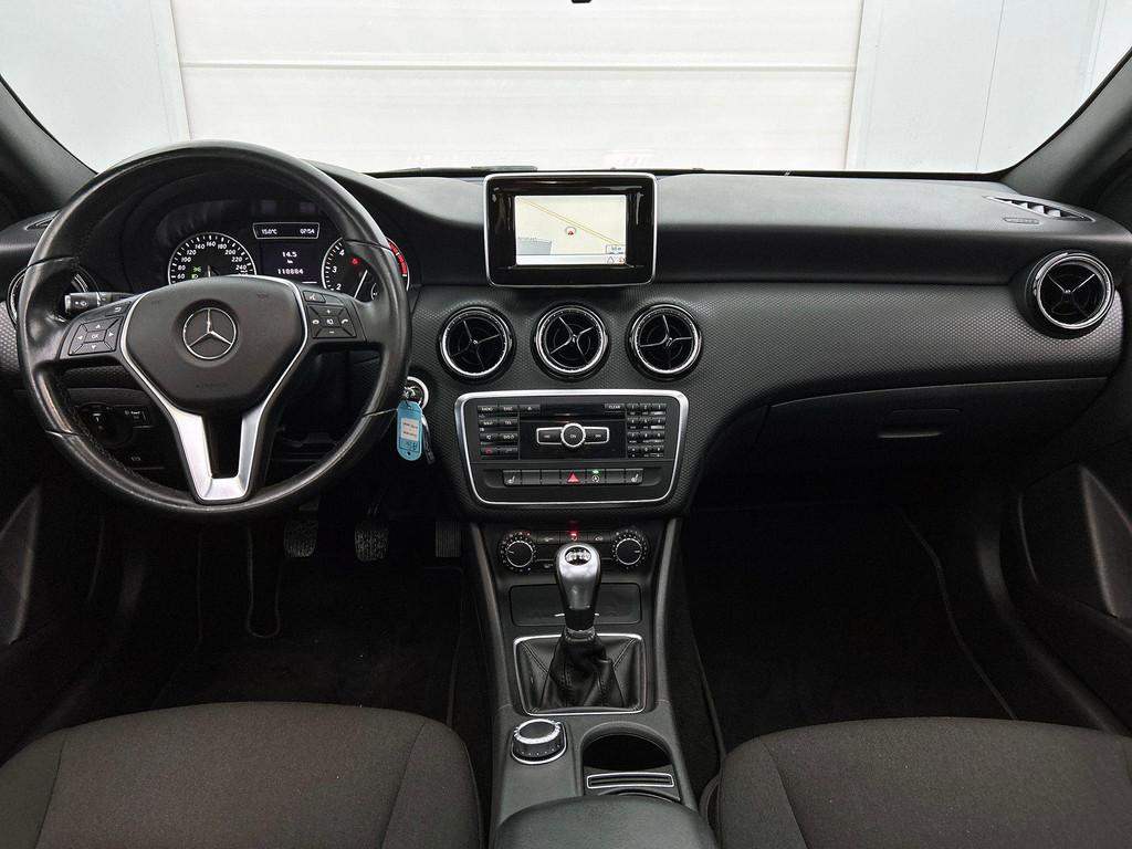 Mercedes-Benz A-Klasse 180 Hatchback Urban Line Panoramisch, Elektrische ramen, Gebruikt, 4 cilinders, 5 deurs
