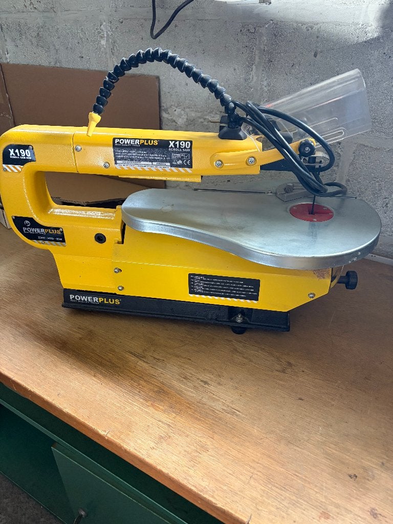 Electrische Figuurzaagmachine, Hobby en Vrije tijd, Ophalen, Elektrisch, Overige thema's, Geel