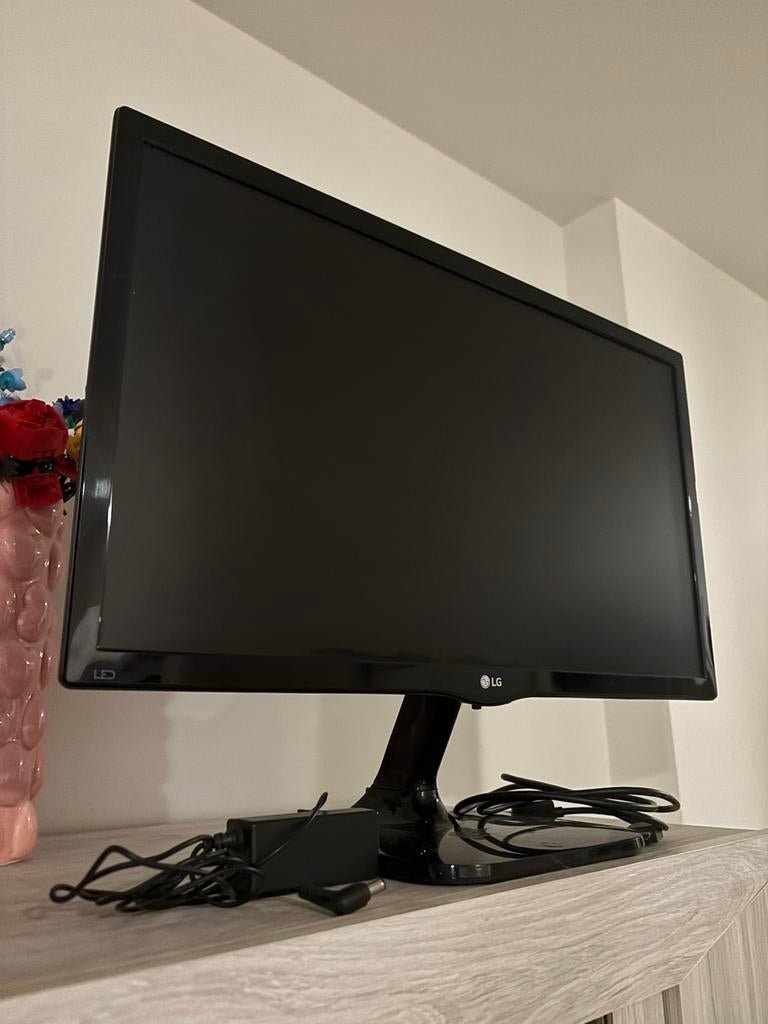 Lg monitor 24’inch, Ophalen of Verzenden, Gebruikt, HD, HDMI