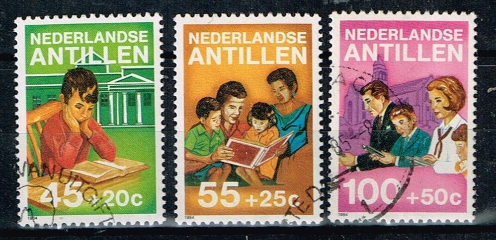 Timbres néerlandais. Antilles - K 6026 - enfants, Timbres & Monnaies, Timbres | Antilles néerlandaises, Enlèvement ou Envoi, Affranchi