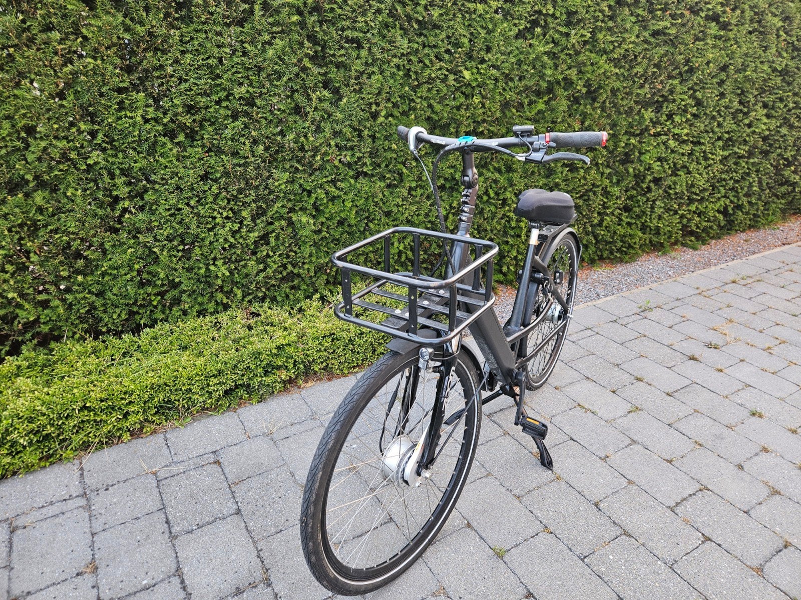 E-bike met lader en goede accu, volledig nagekeken, Fietsen en Brommers, Ophalen, Gebruikt
