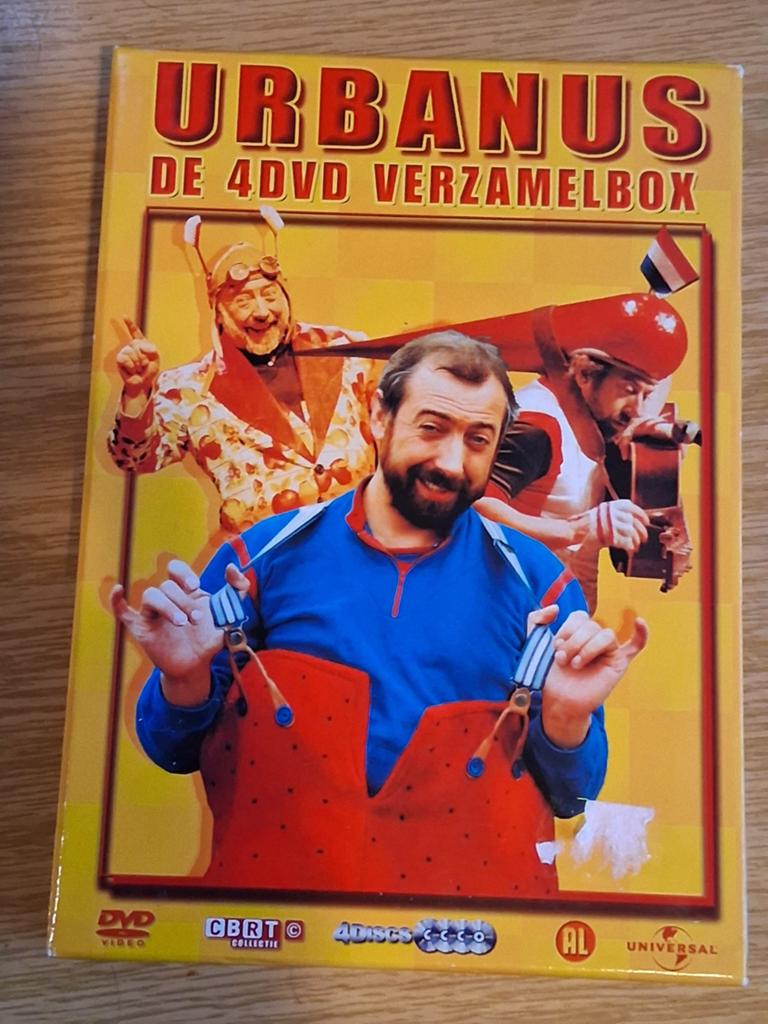 4-dvd-verzamelbox Urbanus, À partir de 6 ans, Enlèvement ou Envoi, Comme neuf, Stand-up ou Spectacle de théâtre