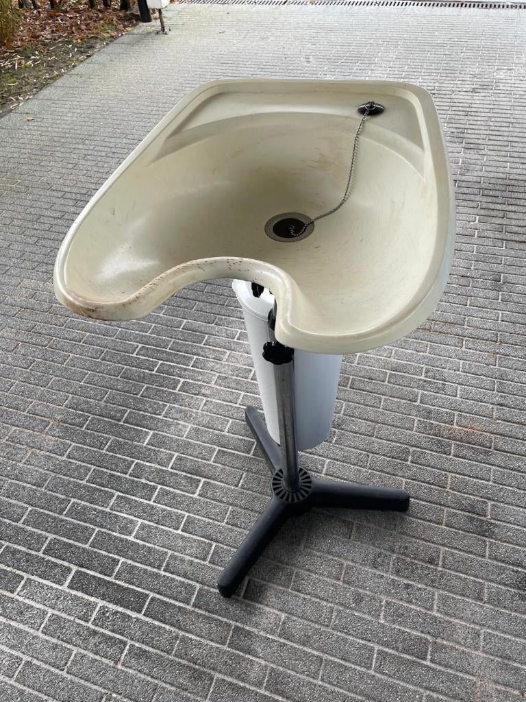 Mobiele kapperswasbak / shampoobak op voet, Ophalen, Gebruikt