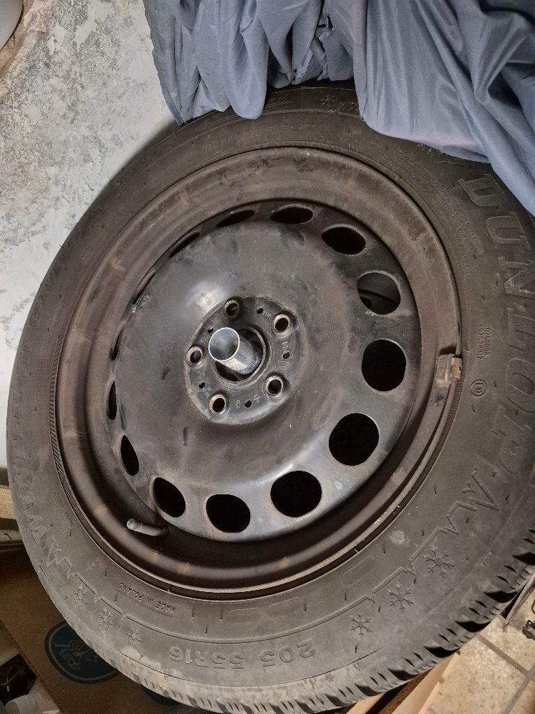 Stalen velgen met winterbanden dunlop 205/55 R16, Auto-onderdelen, Ophalen, Gebruikt, Velg(en), 16 inch
