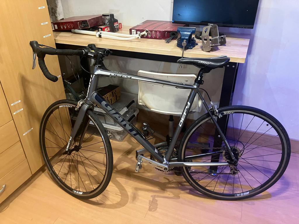Giant Defy Aluxx SL – Shimano Sora – Prêt à rouler, Vélos & Vélomoteurs, Frein sur jante, Aluminium, 57 à 61 cm, Giant