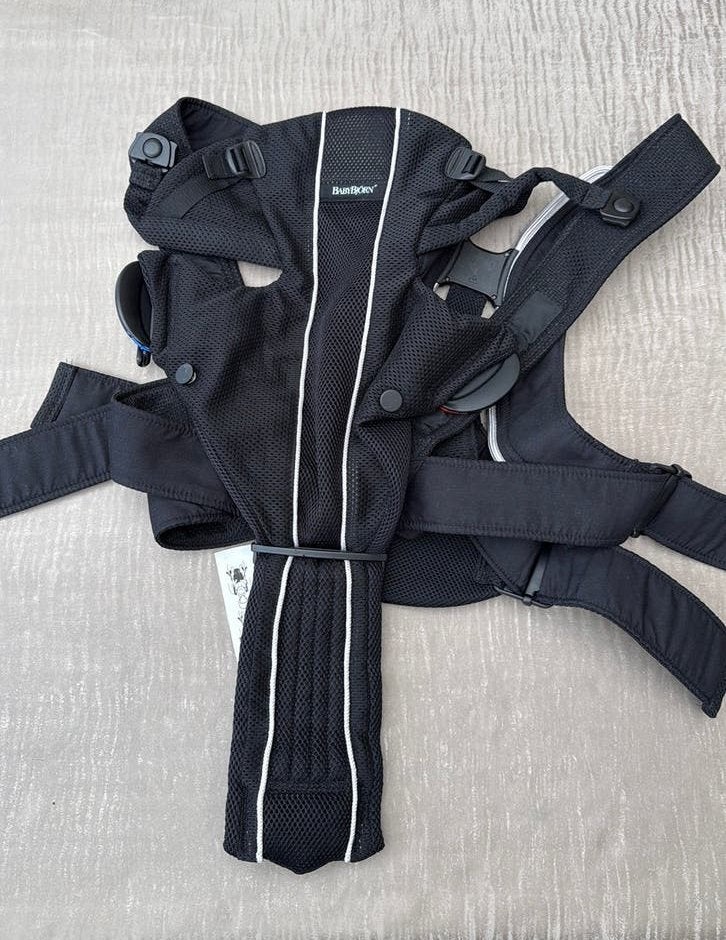 Babybjorn draagzak zo goed als nieuw, Kinderen en Baby's, Babydragers en Draagdoeken, Ophalen, Buik of Rug, Zo goed als nieuw