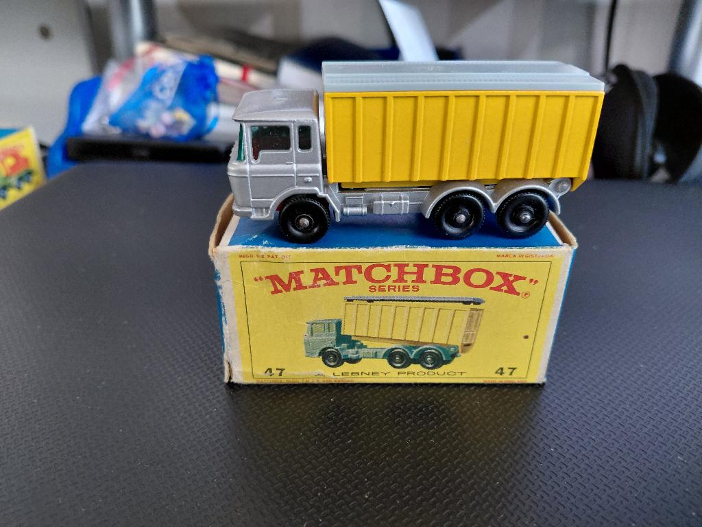 Matchbox 47c DAF Containerwagen met E-type Box, Hobby en Vrije tijd, Ophalen of Verzenden, Zo goed als nieuw, Bus of Vrachtwagen