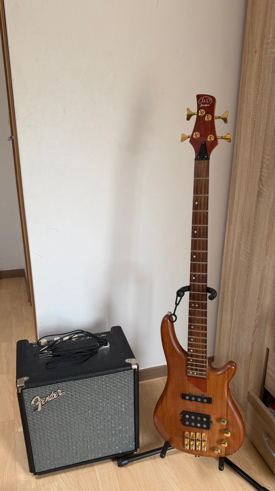 J&D bass gitaar inclusief versterker, Musique & Instruments, Enlèvement, Comme neuf