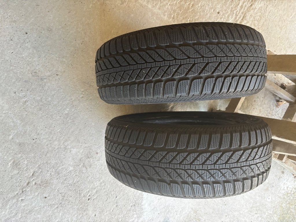 2 pneus d'hiver Fulda Kristall Control 225/60 R16, Autos : Pièces & Accessoires, Pneus hiver, 16 pouces, Véhicule de tourisme