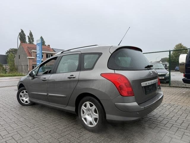 Peugeot 308 1.6 Benzine 7 zit / motor probleem / auto rijdt, Auto's, Voorwielaandrijving, Gebruikt, 4 cilinders, 1337 kg