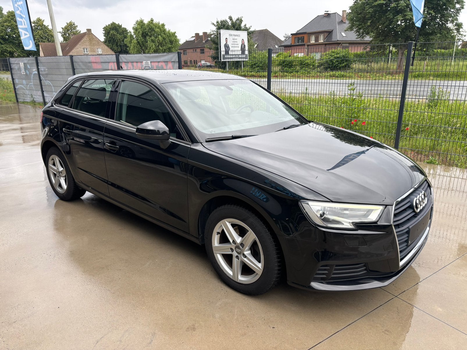 Audi a3 sportback 1.0 tsi 115pk bj 2019 met 107000 km, Auto's, Voorwielaandrijving, Stof, Euro 6, Zwart