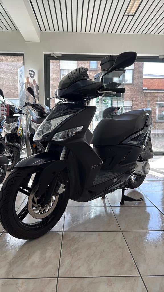 Kymco Agility 16+ klasse A 25km/u, Fietsen en Brommers, Klasse A (25 km/u), Zo goed als nieuw, 49 cc, Ophalen of Verzenden