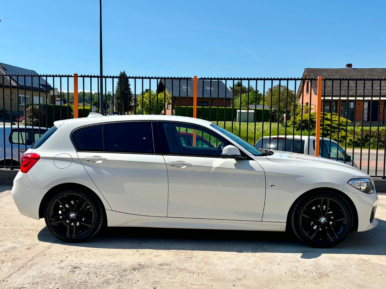 BMW 116DA PACK M LCI 2015 FACELIFT BOÎTE AUTOMATIQUE EURO 6B, Autos, Achat, Euro 6, Entreprise, Alcantara