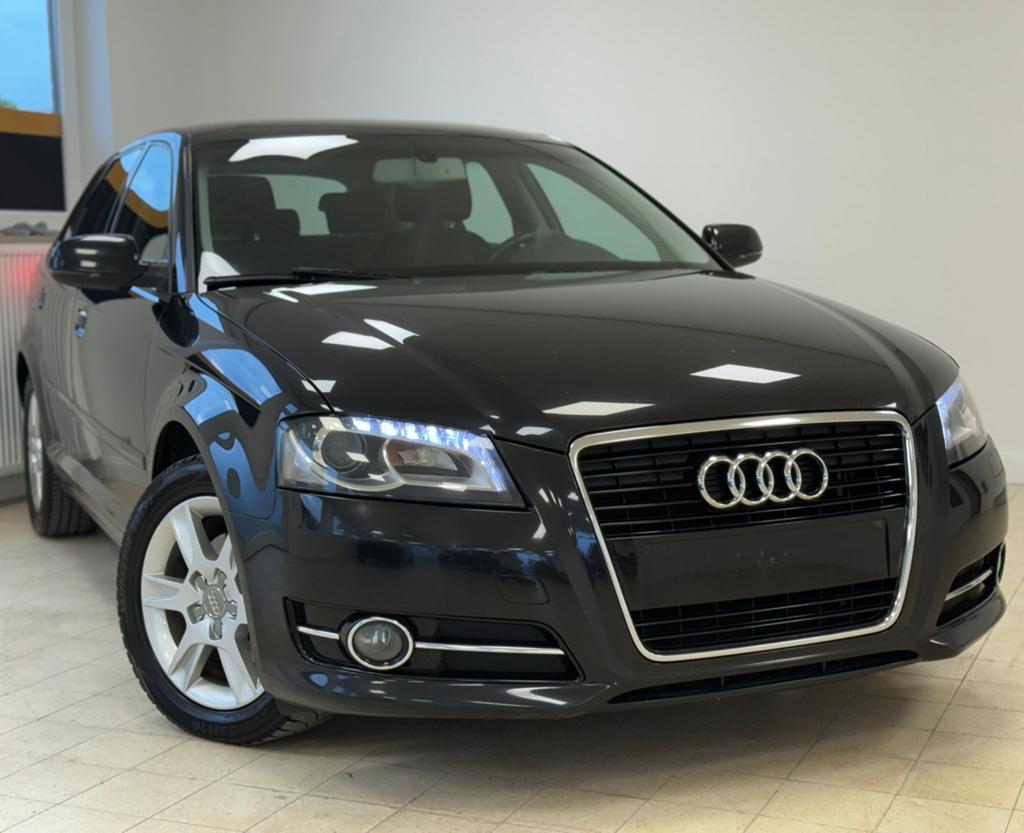 AUDI A3 1.6 TDİ ÉTAT SHOWROOM PRÊTE À IMMATRICULER, Autos, Audi, Entreprise, A3, ABS, Airbags, Air conditionné, Alarme, Climatisation automatique