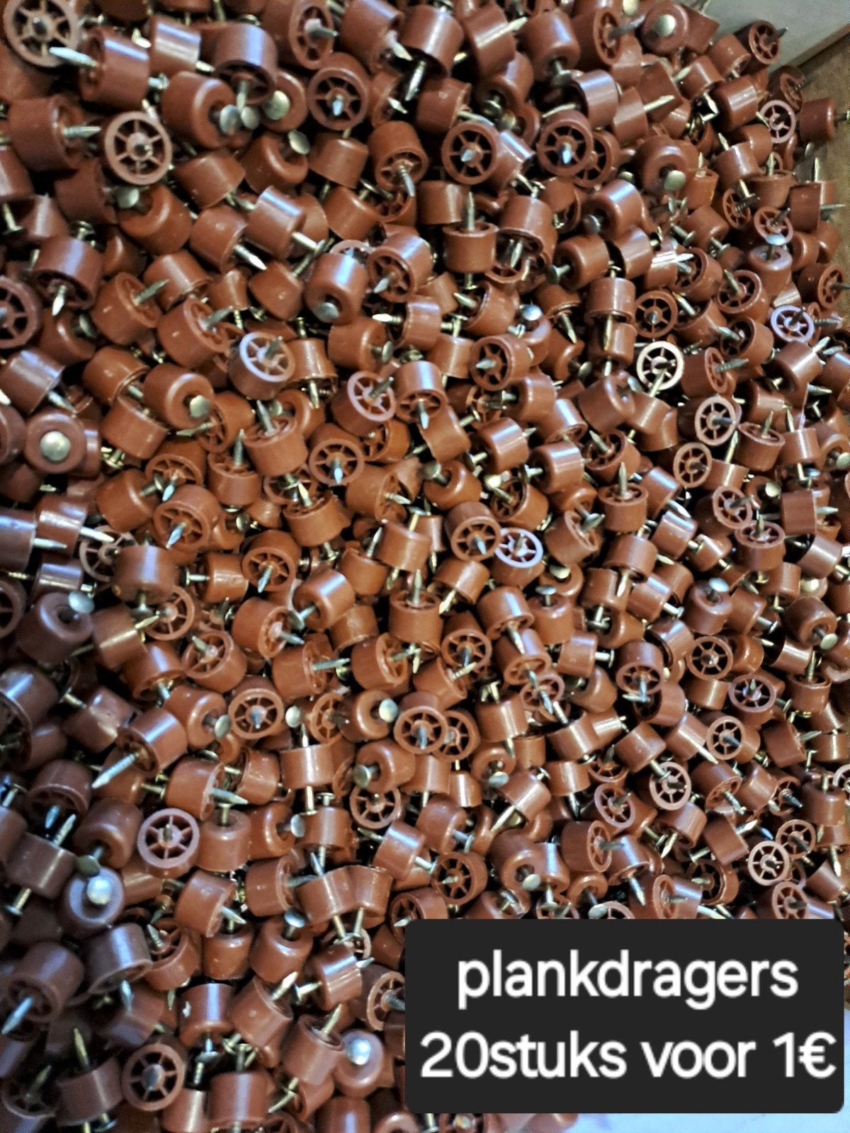 Kastdragers 20stuks voor 1€, Bricolage & Construction, Quincaillerie & Fixations, Enlèvement