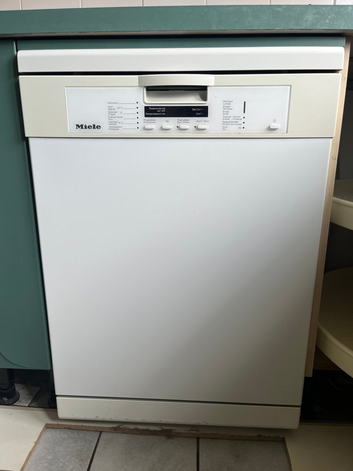 Vaatwasmachine Miele model G 1220 SC, Elektronische apparatuur, Vaatwasmachines, Ophalen, Gebruikt, 60 cm of meer, Energieklasse A of zuiniger