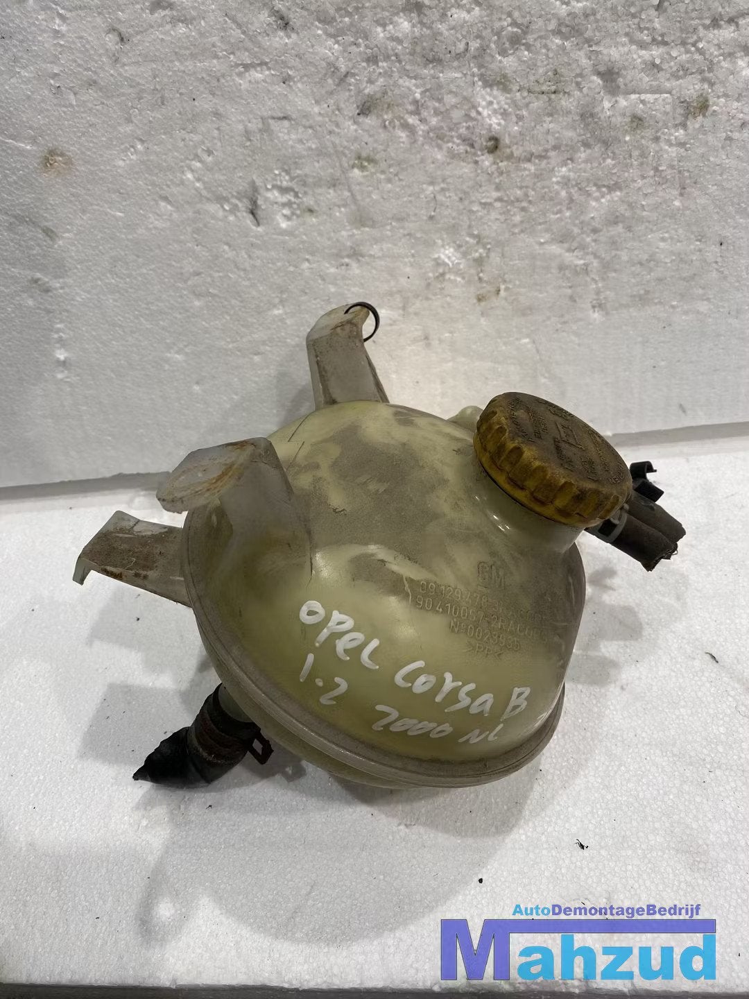 OPEL CORSA B Koelvloeistof reservoir tank 1994-1999, Autos : Pièces & Accessoires, Opel Automobile GmbH, Opel, Bahnhofsplatz 1
65423  Russelsheim am Main, DE