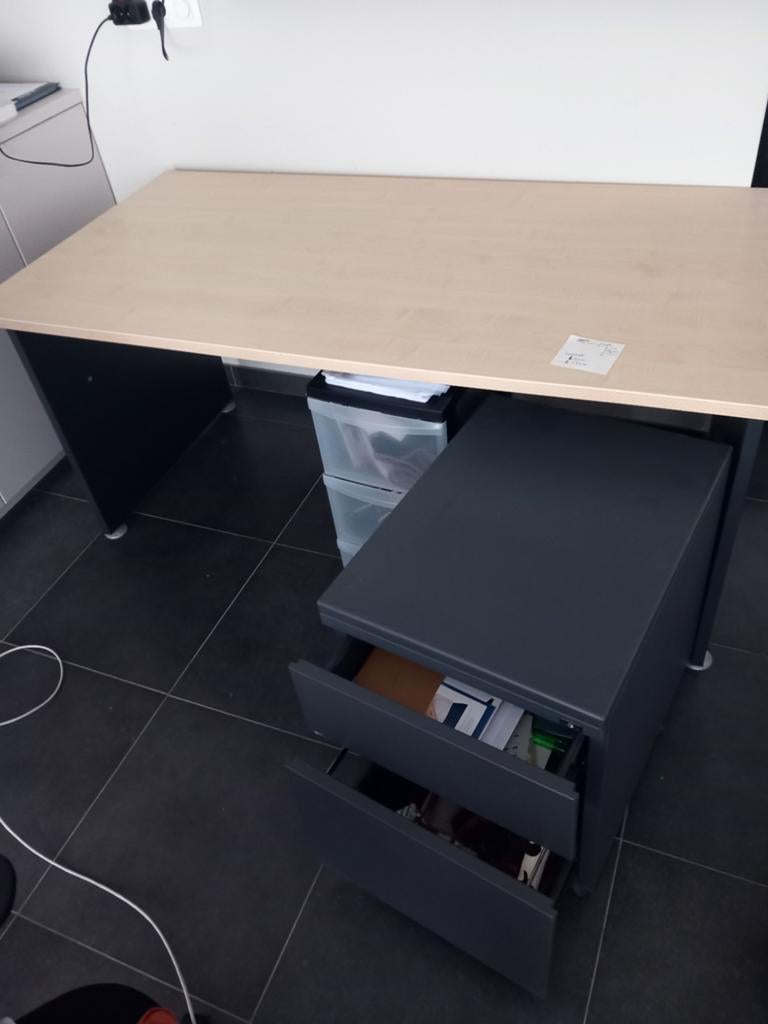 Degelijke Tafelbureau te koop, Maison & Meubles, Bureaux, Enlèvement