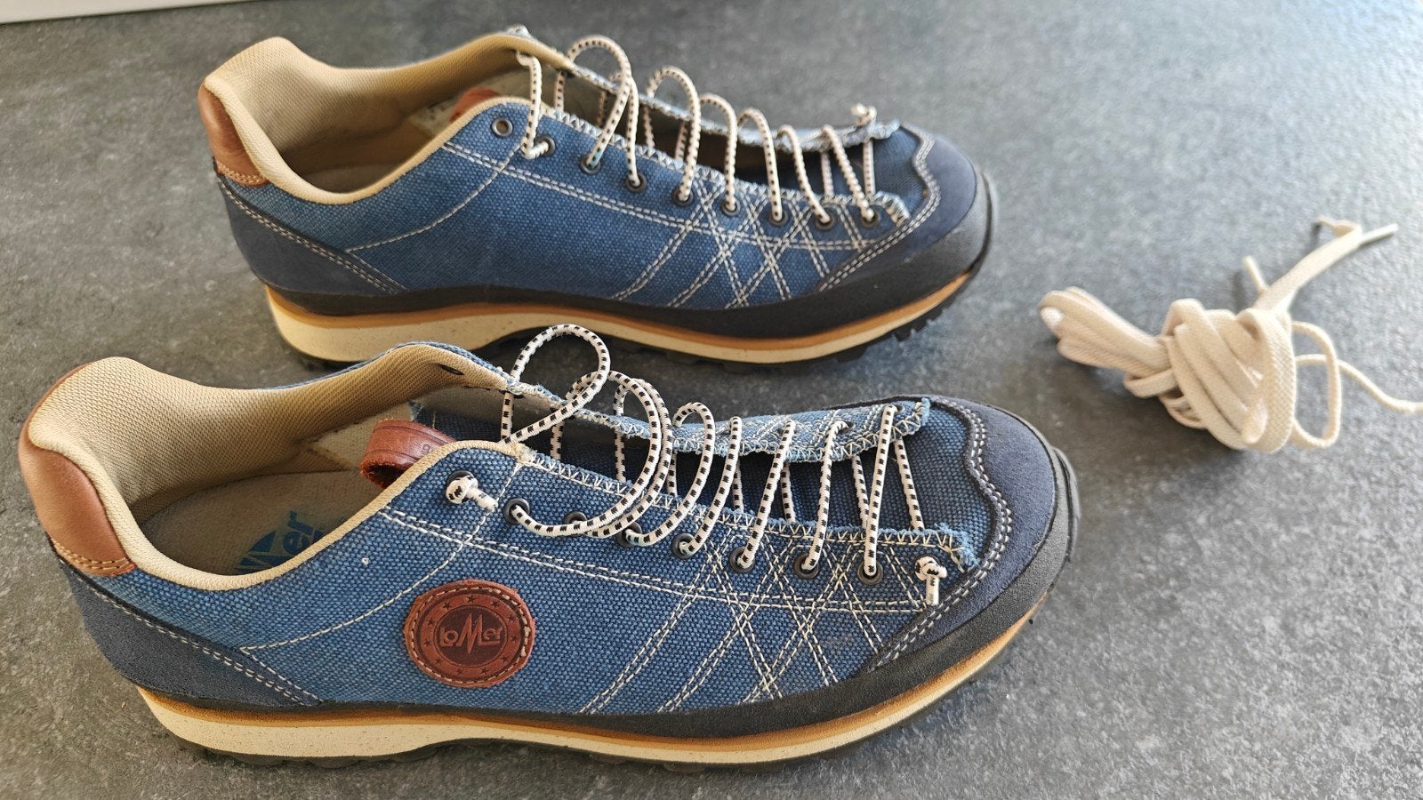 Wandelschoenen Lomer
Italiaanse topkwaliteit.
1 maal gedrag, Sport en Fitness, Bergsport en Wandelen, Ophalen, Nieuw, Overige typen
