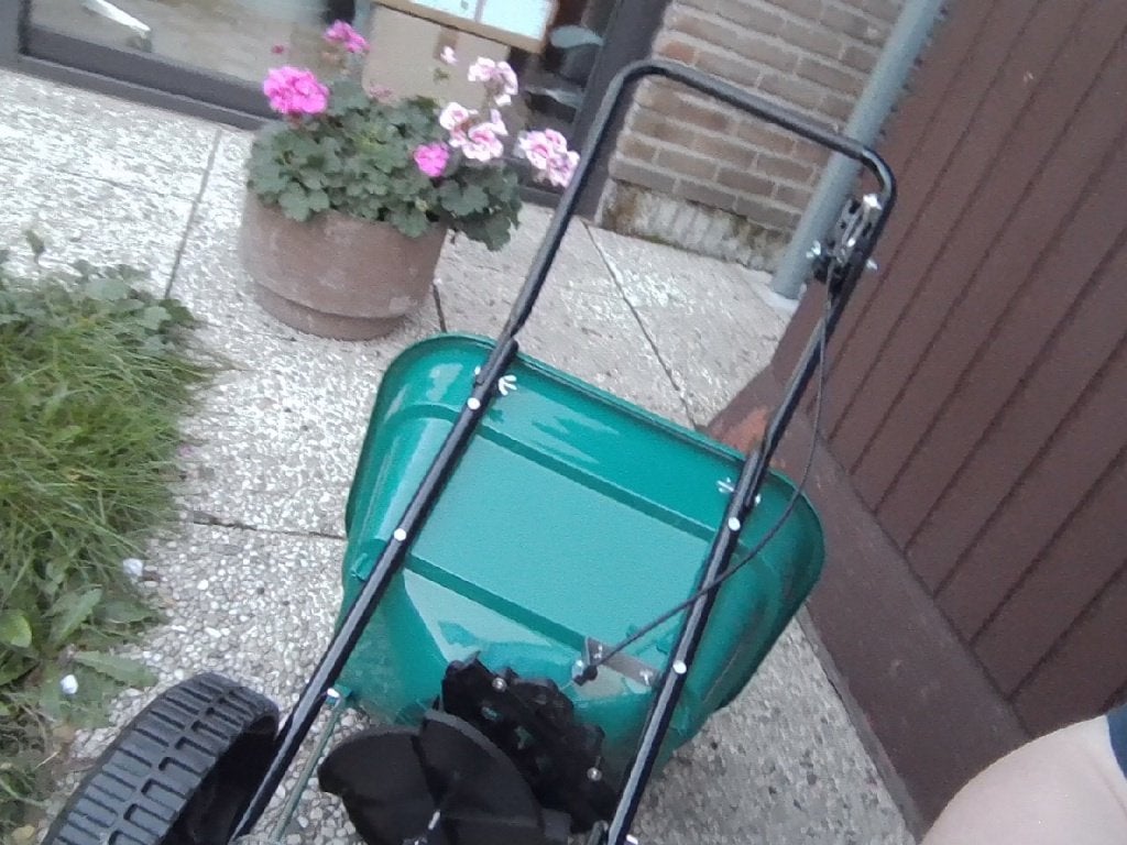 1 nieuwe strooiwagen MOET WEG DOE GERUST U BOD, Jardin & Terrasse, Enlèvement, Neuf, Autres types, Cresco 8
