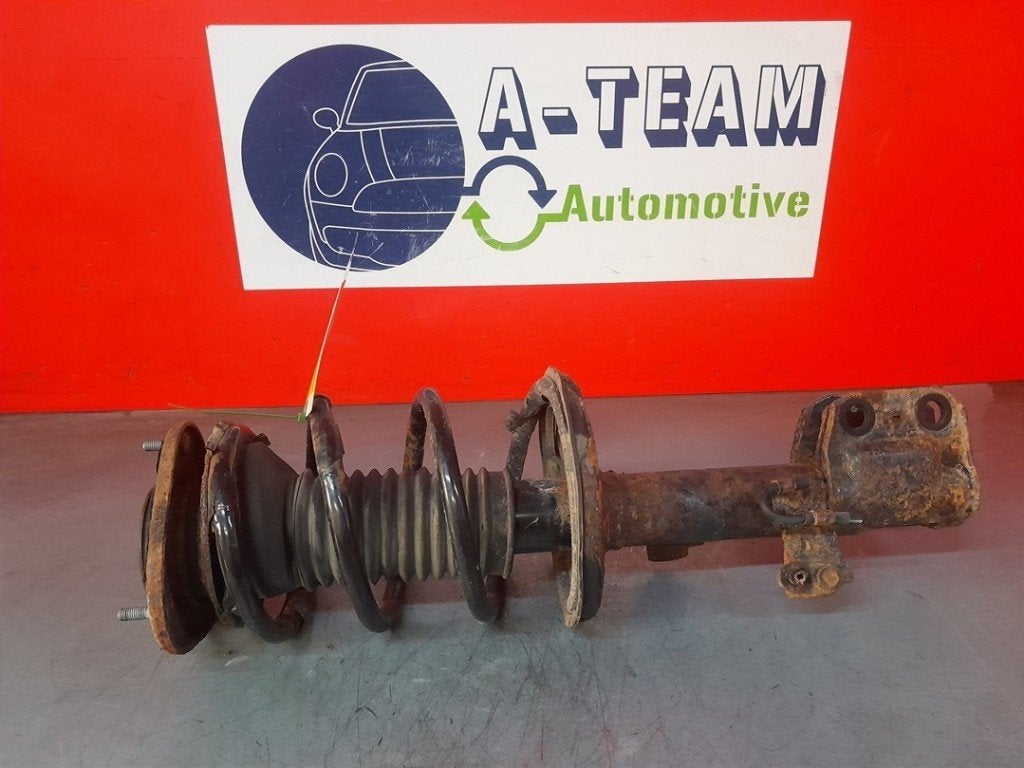 AMORTISSEUR OU ABSORBEUR DE CHOC AVANT GAUCHE Toyota, Utilisé, Toyota