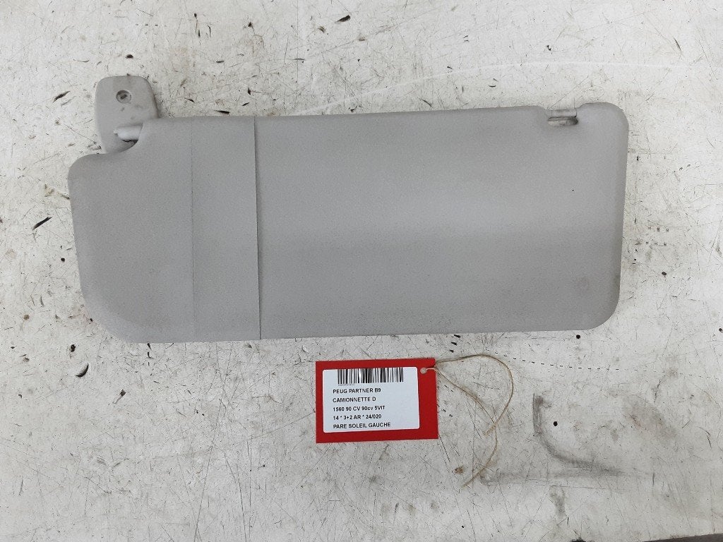 ZONNEKLEP LINKS Peugeot Partner (GC / GF / GG / GJ / GK), Gebruikt, Mevr. I. Hauben, Rue de l'Espoir 34 34
4030  GRIVEGNÉE, BE