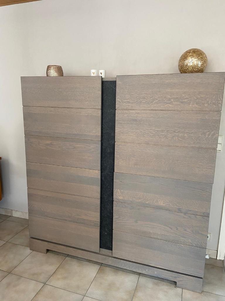 Livingkast / Vitrinekast (Massief hout & Natuursteen), Ophalen, Met deur(en), 150 tot 200 cm, Zo goed als nieuw