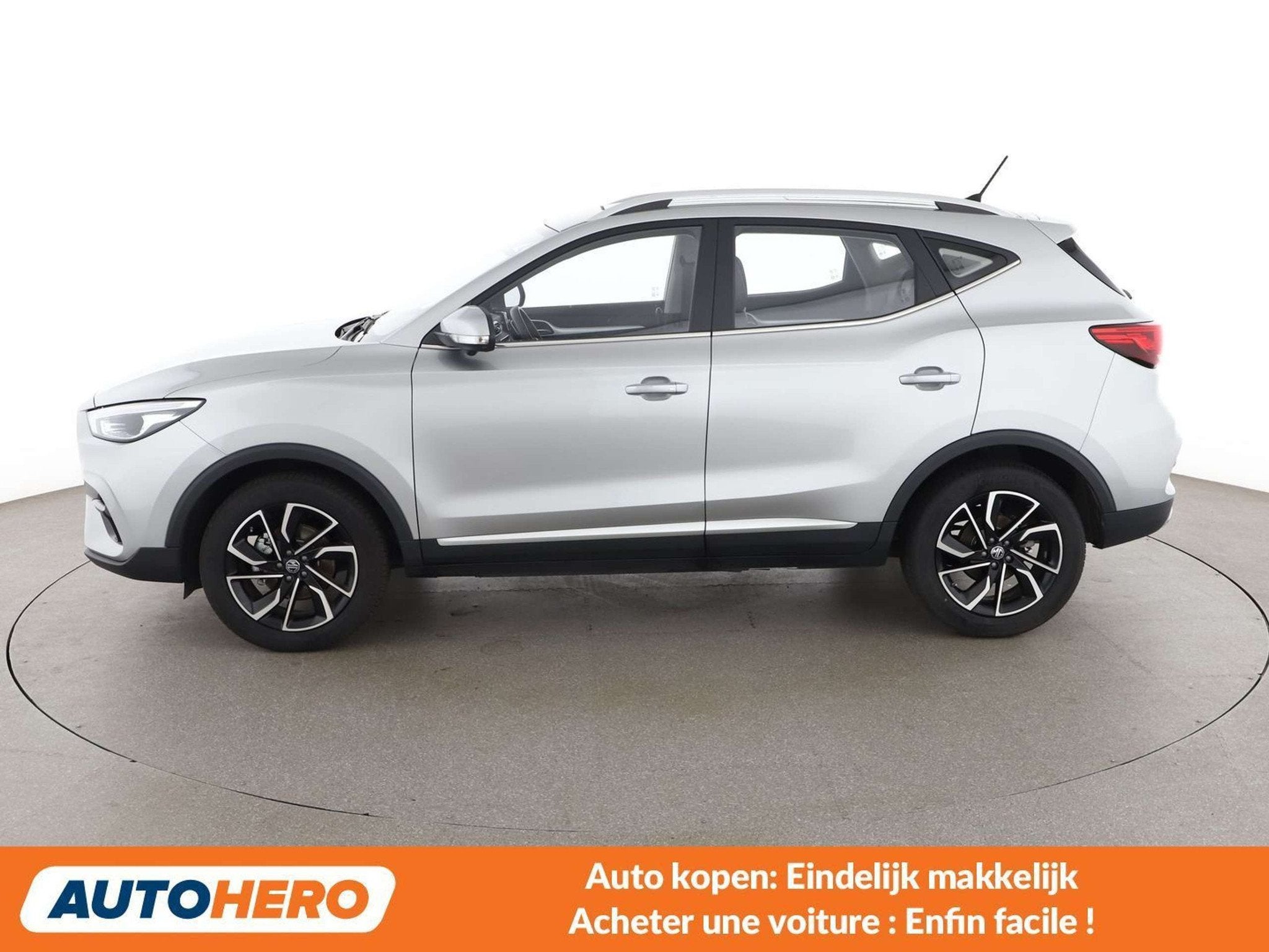 MG ZS 1.0 T-GDI Luxury (bj 2024), Auto's, Voorwielaandrijving, Gebruikt, 149 g/km, ZS