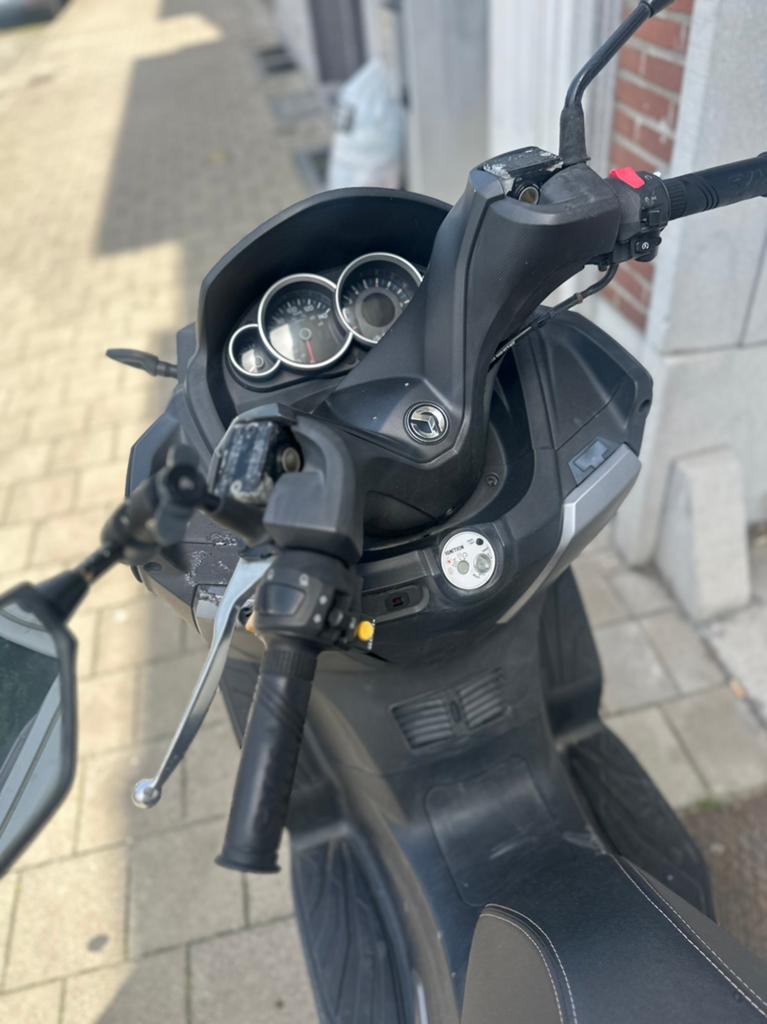Sym JOYMAX 125i, Motoren, Ophalen of Verzenden, 12 t/m 35 kW