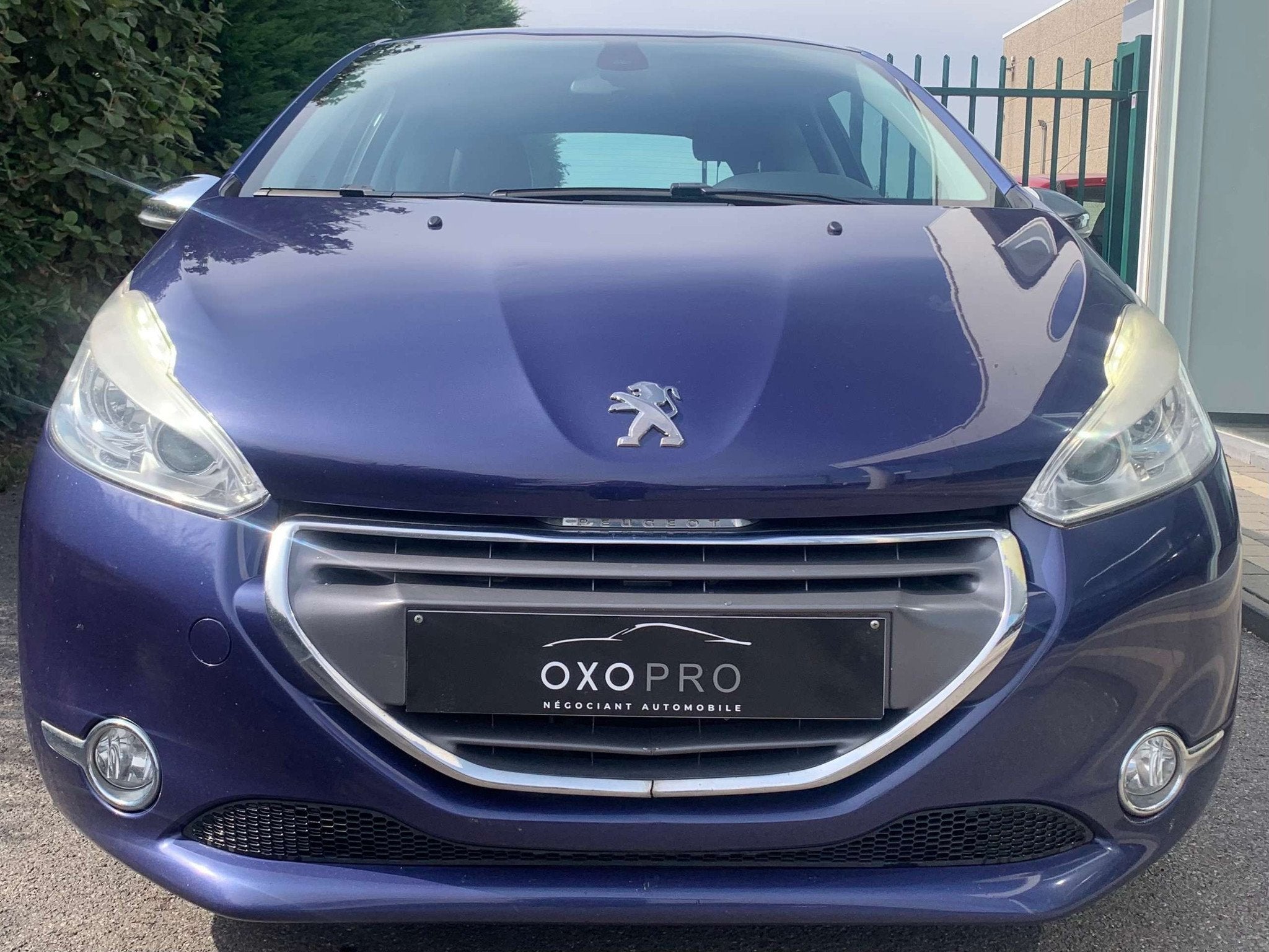 Peugeot 208 1.6i Essence 120CV / Allure / Gps / Cuir / Clim, Cuir, Euro 5, Achat, Entreprise