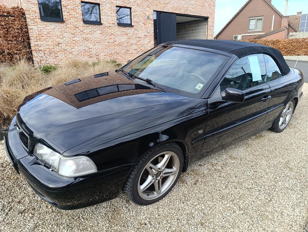 Volvo C70 cabrio van 2000, goed lezen!, Autos, Cuir, Attache-remorque, Cabriolet, Boîte manuelle