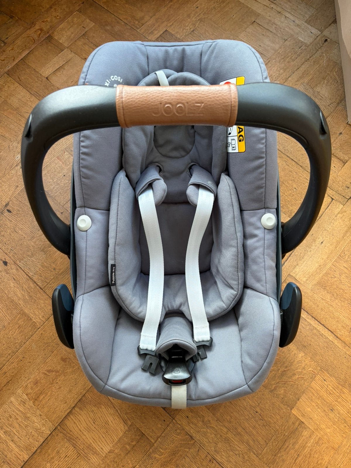 Maxi Cosi Pebble x Joolz + familyfix3, Enlèvement, Comme neuf
