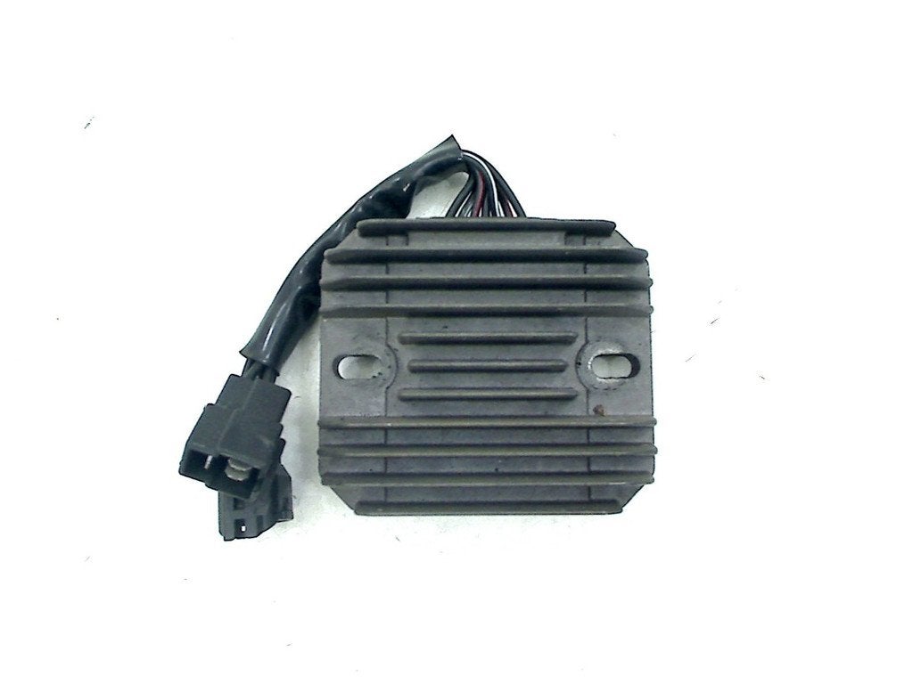 SPANNINGSREGELAAR Suzuki DL 650 V-Strom 2004-2006 (DL650), Dhr. S. di Majo, Gebruikt, Info@cama-motorparts.nl, P.J. Troelstraweg 8 8
3144 CX  MAASSLUIS, NL