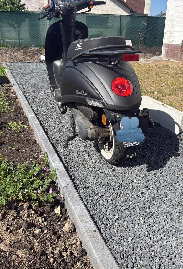 Scooter a klasse 25km, Fietsen en Brommers, Ophalen of Verzenden, Zo goed als nieuw