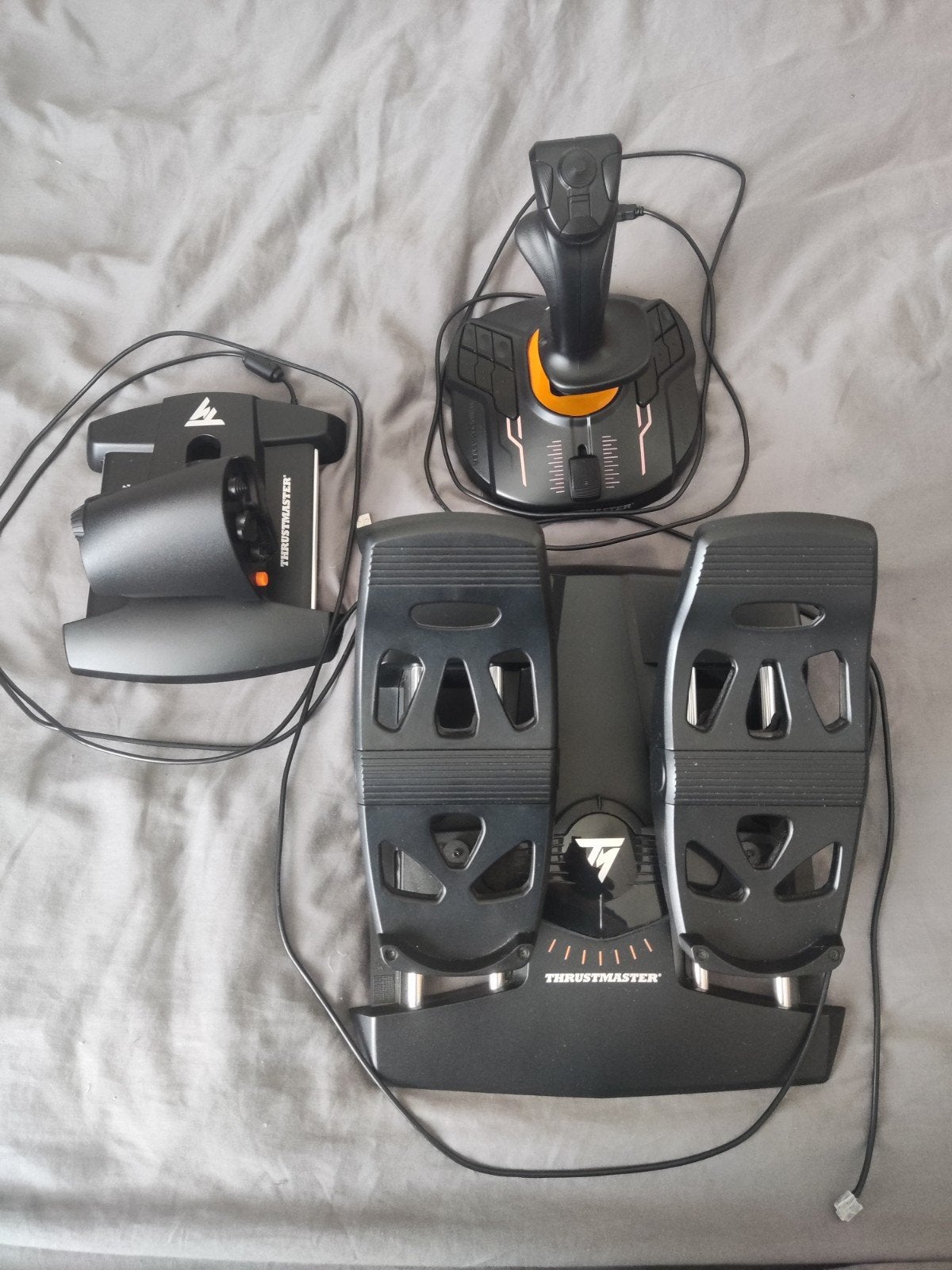 Hotas T-16000M Thrustmaster + rudder, Enlèvement, Comme neuf, Thrustmaster