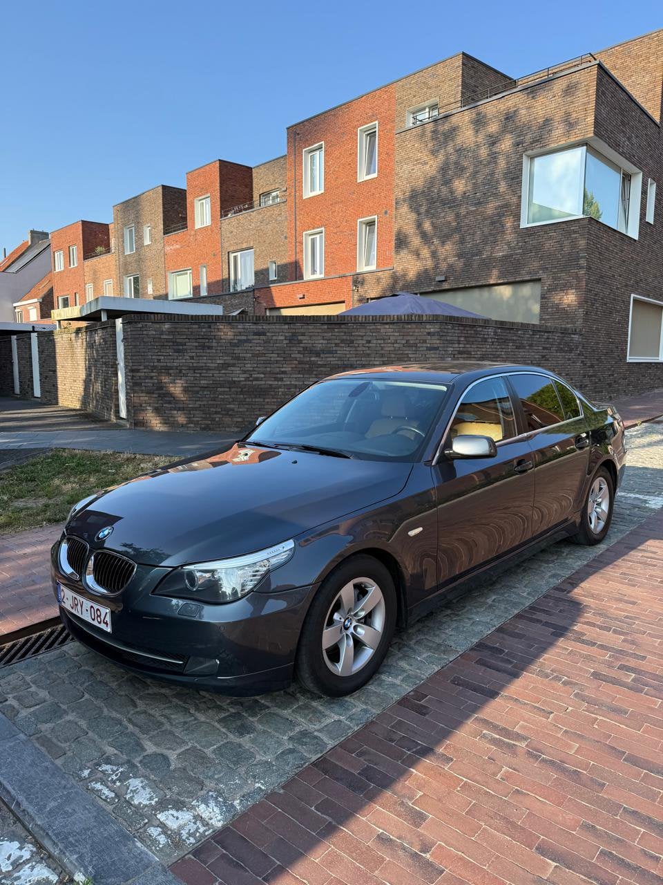 BMW 525i*3.0 benzin*automat*top staat* maniakaal onderhouden, Autos, Cuir, Argent ou Gris, 4 portes, Entreprise