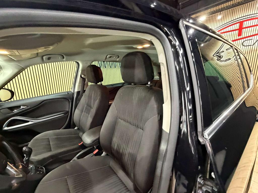 Opel Zafira 1.6 CDTi * 7 PLACES * GARANTIE 12 MOIS *, Autos, Achat, Euro 6, 7 places, Boîte manuelle