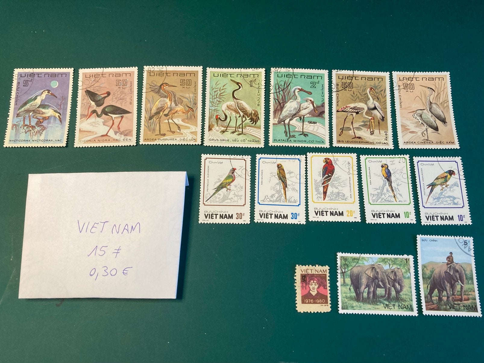 Lot postzegels Vietnam, Ophalen of Verzenden, Gestempeld