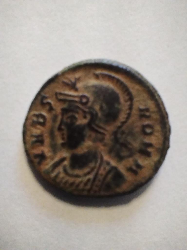 Romeinse herdenkingsmunt VRBS ROMA – SMKA – ca. 330-335 n.Ch, Ophalen, Munten