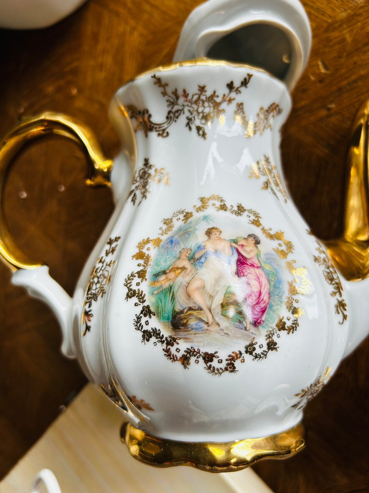 Bavaria porseleinen servies, Ophalen